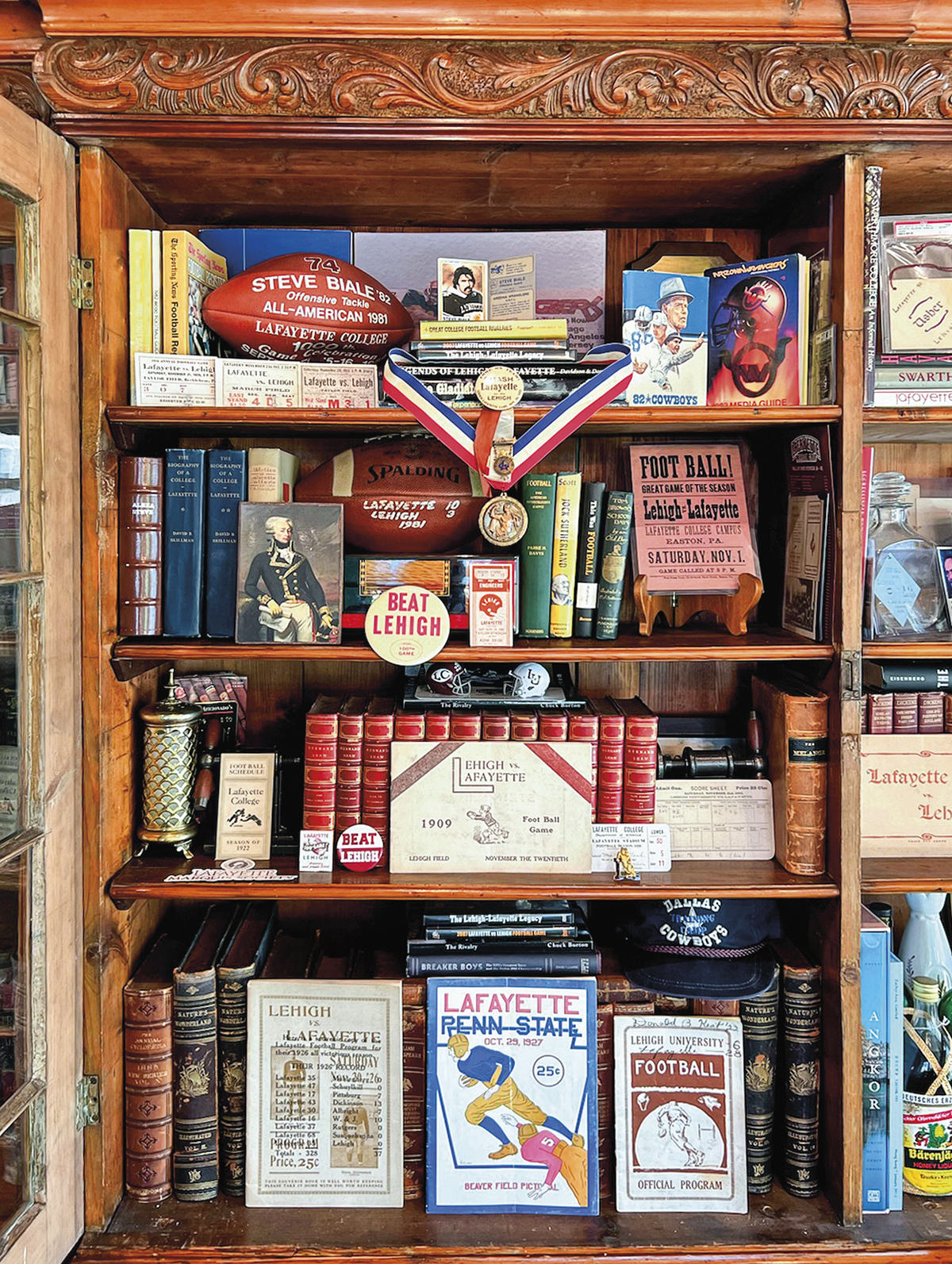 The-Marquis-Collection-Library